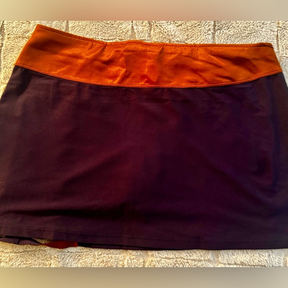Nike Women's Tennis Skirt in Navy and Rust Size Large - Picture 2 of 7